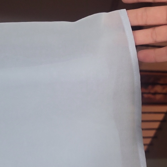 Nwt sleeveless too - Picture 2 of 6